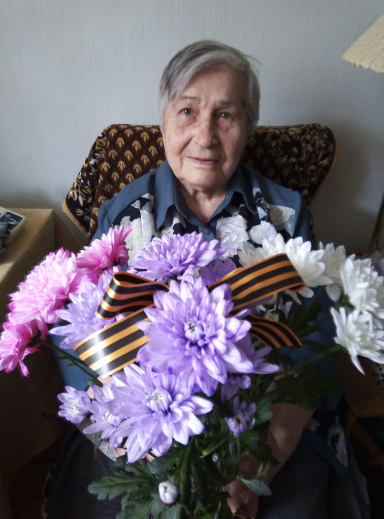 Ковалева Анна Августовна